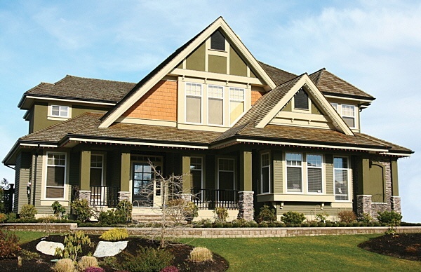 Selecting the right windows establishes the style and curb appeal of your home.